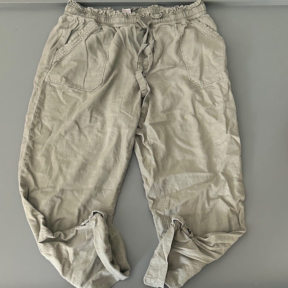 Linen olive colored pants